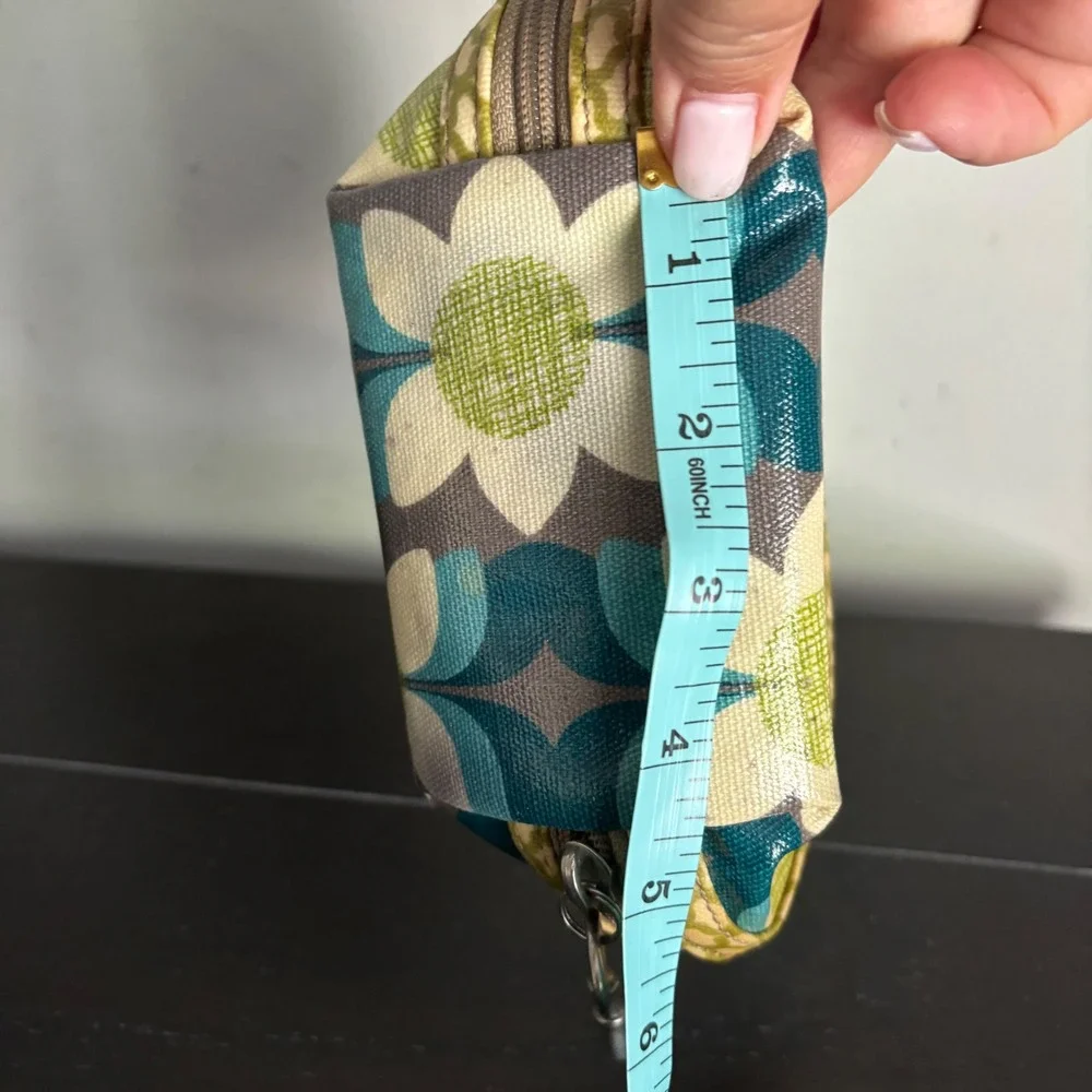 Fossil Key-Per | Retro Floral Coated Canvas Cosmetic Makeup Bag | Teal Green